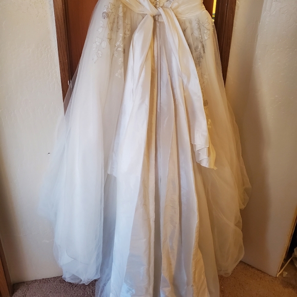 Melissa Sweet Collection Wedding Dress - Picture 5 of 15